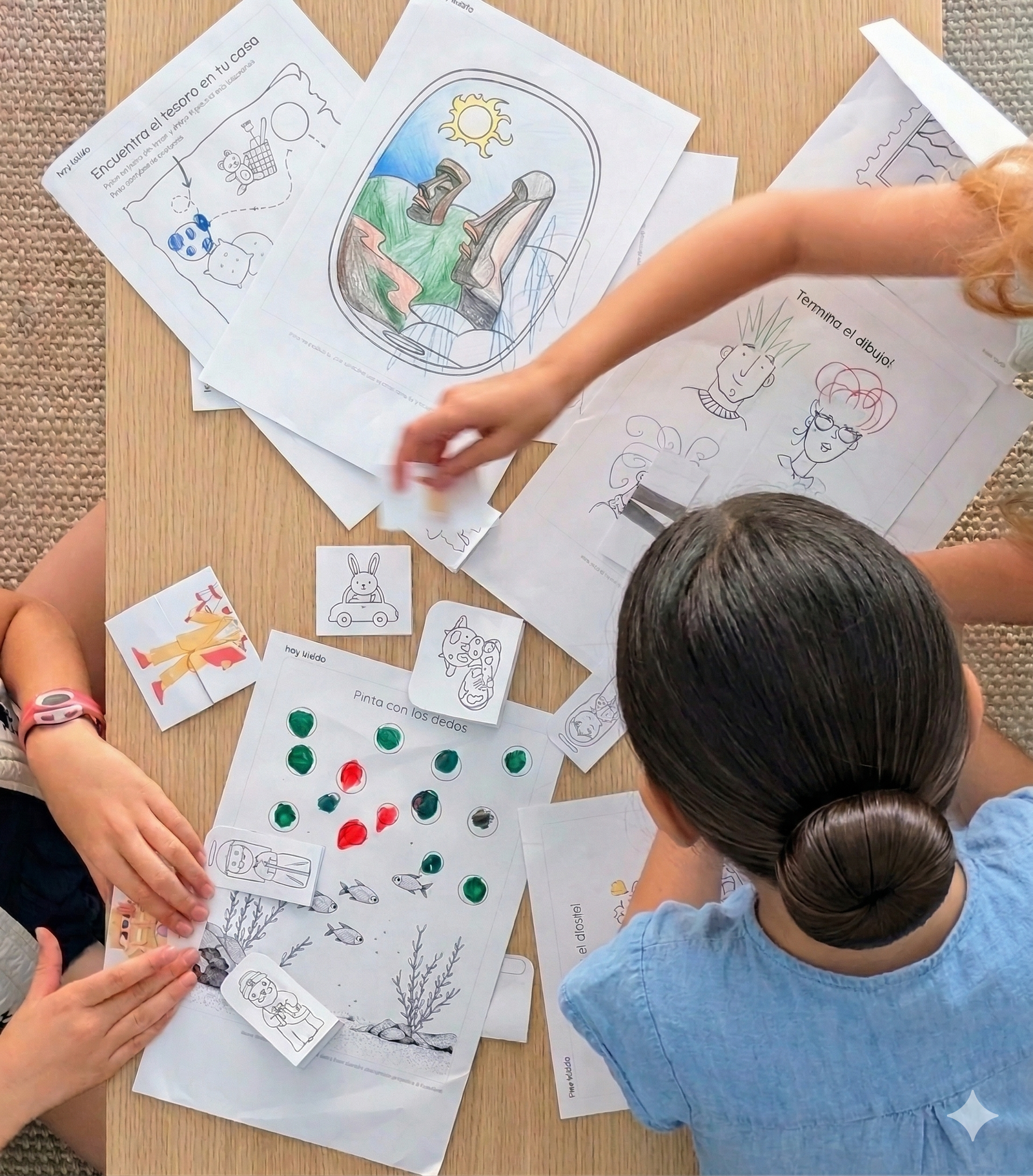 Niña haciendo actividades educativas imprimibles HeyKiddo